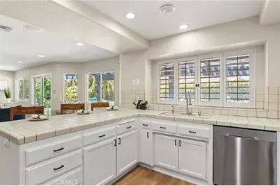 15605 Creekview Trail, Riverside, CA 92506 - Photo 11