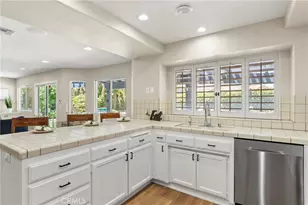 15605 Creekview Trail, Riverside, CA 92506 - Photo 11