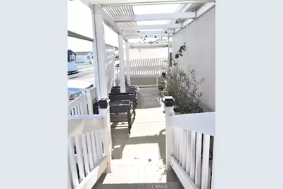 9850 Garfield Avenue #110, Huntington Beach, CA 92646 - Photo 13