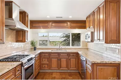 53 Saratoga, Newport Beach, CA 92660 - Photo 13