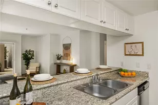 838 Pine Ave, Long Beach, CA 90813 - Photo 15
