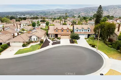 280 S Brookside Court, Anaheim Hills, CA 92808 - Photo 35