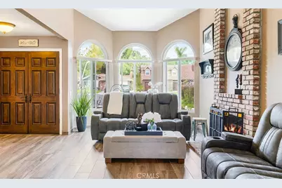 280 S Brookside Court, Anaheim Hills, CA 92808 - Photo 9