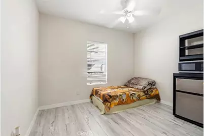 132 S Colombo #132, Tustin, CA 92780 - Photo 17