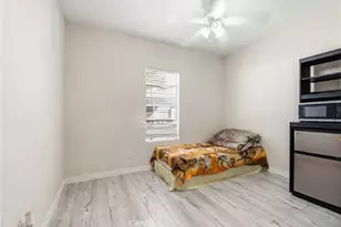 132 S Colombo, Tustin, CA 92780 - Photo 17