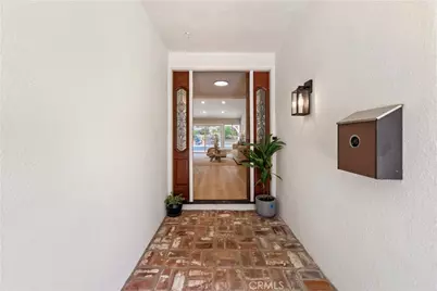 15369 Violetlane Way, Canyon Country, CA 91387 - Photo 3