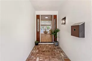 15369 Violetlane Way, Canyon Country, CA 91387 - Photo 3