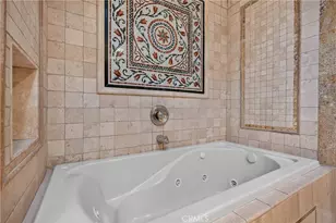 2740 Cardinal Dr, Costa Mesa, CA 92626 - Photo 37