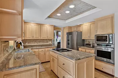 2740 Cardinal Drive, Costa Mesa, CA 92626 - Photo 15
