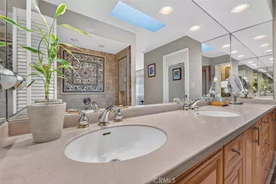 2740 Cardinal Drive, Costa Mesa, CA 92626 - Photo 35