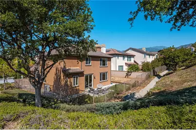 705 E Lemon Swirl, Azusa, CA 91702 - Photo 7