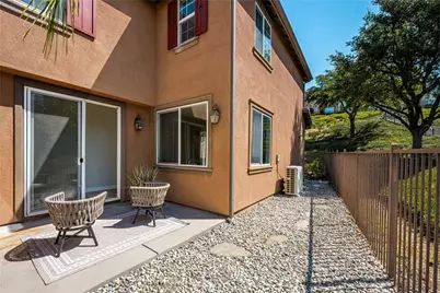 705 E Lemon Swirl, Azusa, CA 91702 - Photo 13