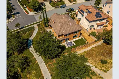 705 E Lemon Swirl, Azusa, CA 91702 - Photo 67