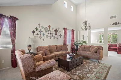 1372 Haddington Dr, Riverside, CA 92507 - Photo 3
