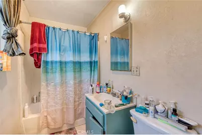 9621 Defiance Avenue, Los Angeles, CA 90002 - Photo 9