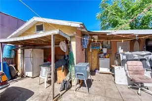 9621 Defiance Ave, Los Angeles, CA 90002 - Photo 13