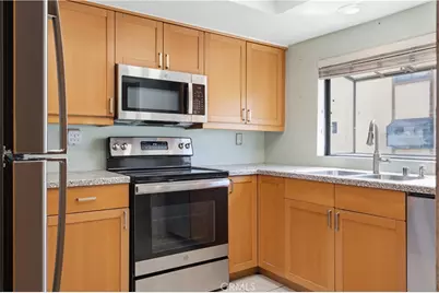 2000 W Palmyra Avenue #7, Orange, CA 92868 - Photo 11