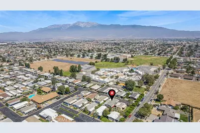 7908 Spc 9 Tokay Spc 9, Fontana, CA 92336 - Photo 19