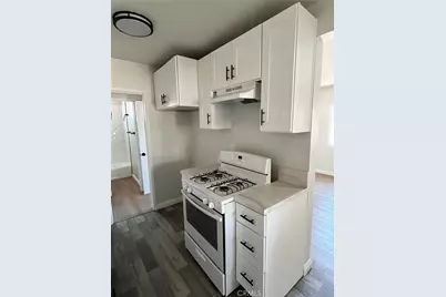 703 W Anaheim, Wilmington, CA 90744 - Photo 7