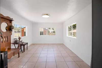 606 N Park, Pomona, CA 91768 - Photo 13