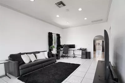 606 N Park, Pomona, CA 91768 - Photo 5
