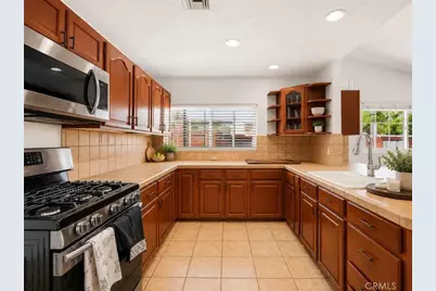 606 N Park, Pomona, CA 91768 - Photo 9