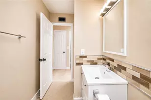 17472 Waal Cir, Huntington Beach, CA 92647 - Photo 17