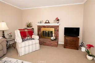 17472 Waal Cir, Huntington Beach, CA 92647 - Photo 9