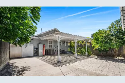 1849 W 38th Street, Los Angeles, CA 90062 - Photo 27