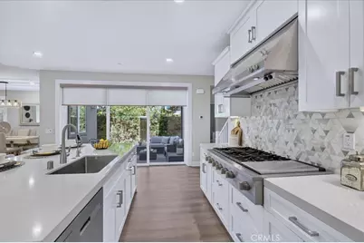 170 Chorus, Irvine, CA 92618 - Photo 11