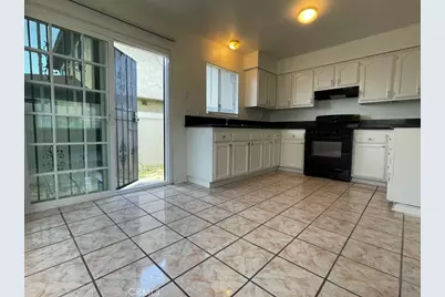 2042 E 19th, San Bernardino, CA 92404 - Photo 9