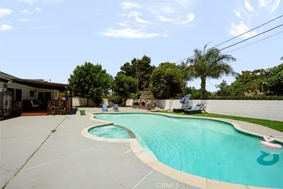 1033 Alta Loma, Corona, CA 92882 - Photo 49