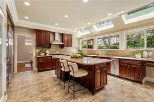 970 S Barton Ct, Anaheim Hills, CA 92808 - Photo 17
