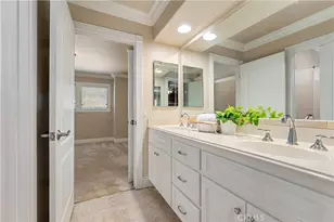 970 S Barton Ct, Anaheim Hills, CA 92808 - Photo 39