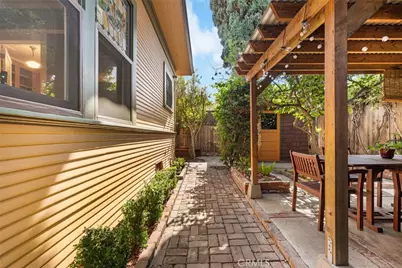 748 Daisy Avenue, Long Beach, CA 90813 - Photo 35