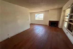 1718 W 109th Pl, Los Angeles, CA 90047 - Photo 11