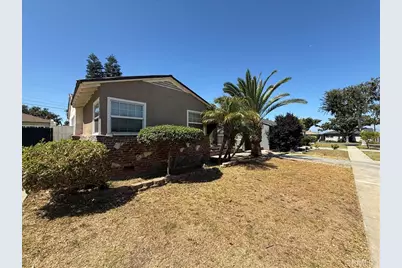 1718 W 109th, Los Angeles, CA 90047 - Photo 3