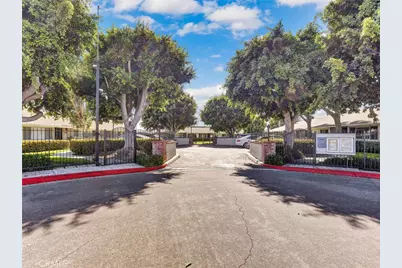 8087 Worthy Drive, Westminster, CA 92683 - Photo 41