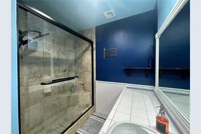 8087 Worthy Drive, Westminster, CA 92683 - Photo 21