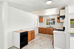 6606 Mt Whitney Dr, Buena Park, CA 90620 - Photo 5