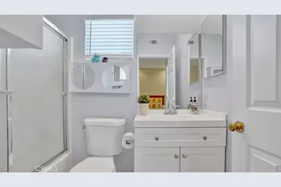 933 Somerville, Irvine, CA 92620 - Photo 27