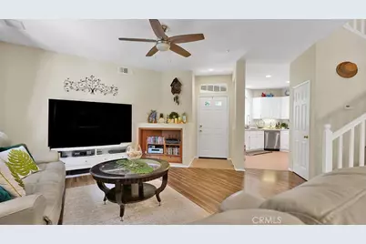 933 Somerville, Irvine, CA 92620 - Photo 5