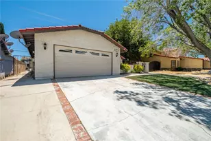 1356 Lincoln, Lancaster, CA 93535 - Photo 5