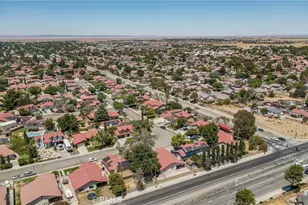 1356 Lincoln, Lancaster, CA 93535 - Photo 49