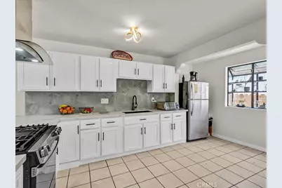 5072 Gardenia, Long Beach, CA 90807 - Photo 9