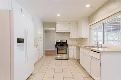 23728 President, Harbor City, CA 90710 - Photo 9