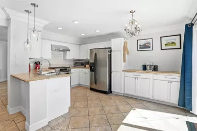 981 Acorn Lane, Corona, CA 92878 - Photo 9