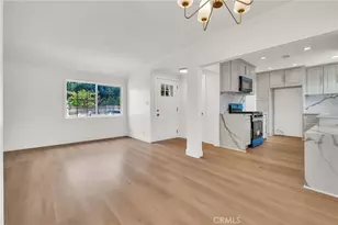 20756 Saticoy St, Winnetka, CA 91306 - Photo 17