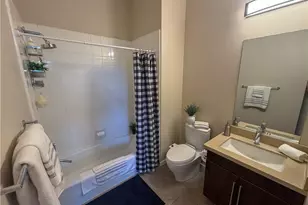 563 W Maple Ave, Orange, CA 92868 - Photo 11