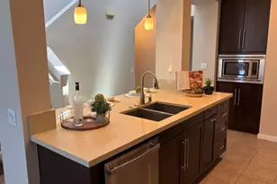 563 W Maple Ave, Orange, CA 92868 - Photo 5